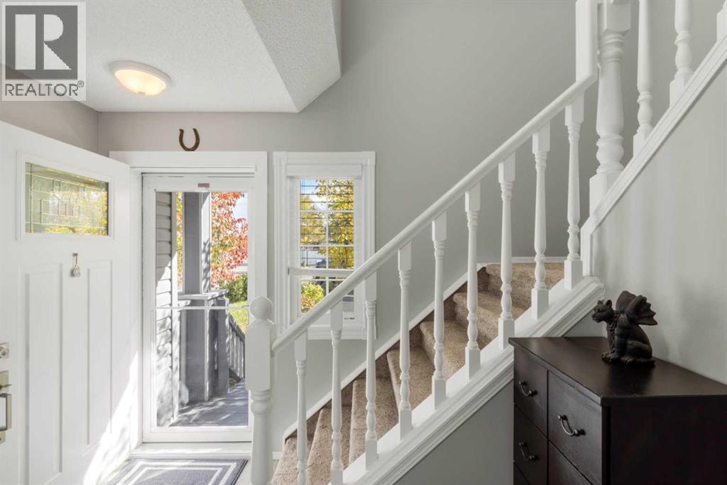 47 Somerside Common SW, Calgary, Alberta  T2Y 3M9 - Photo 14 - A2351079