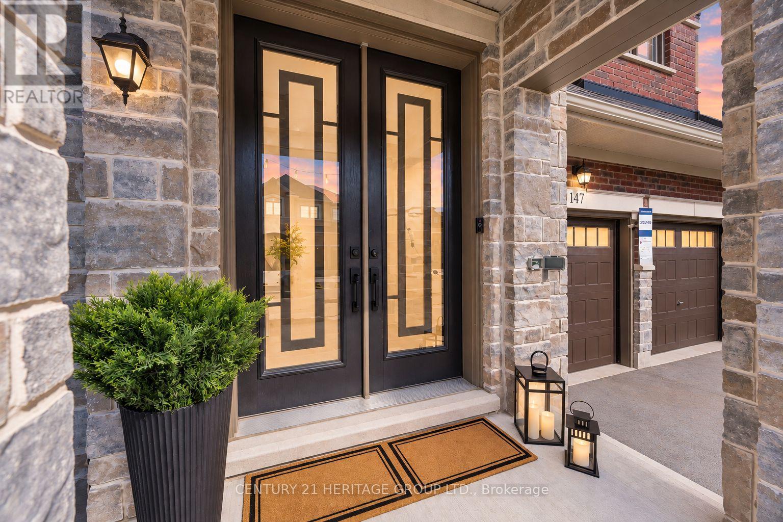 147 Meadow Vista Crescent, East Gwillimbury, Ontario  L9N 0T5 - Photo 3 - N13877698