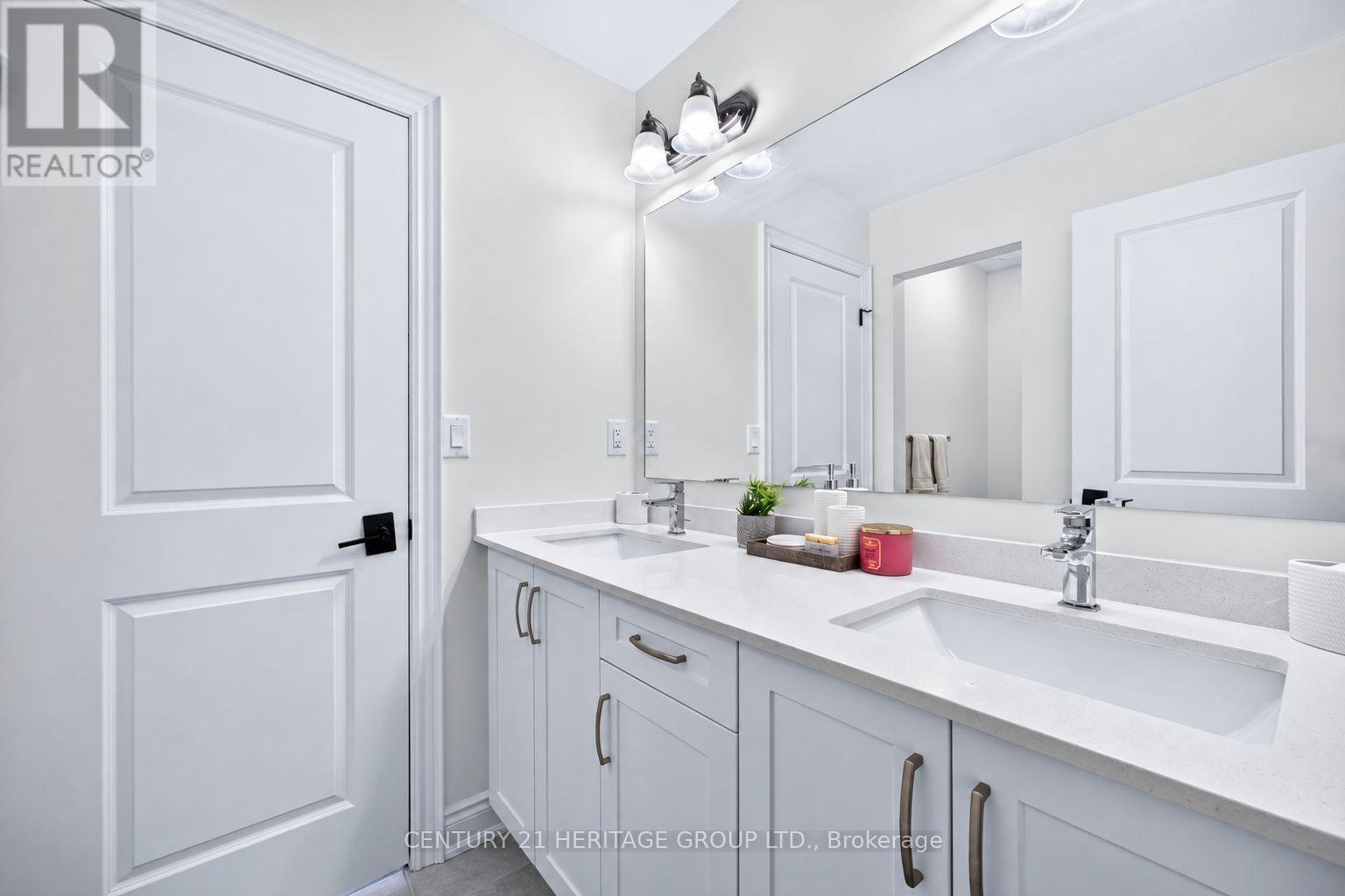 147 Meadow Vista Crescent, East Gwillimbury, Ontario  L9N 0T5 - Photo 36 - N13877698