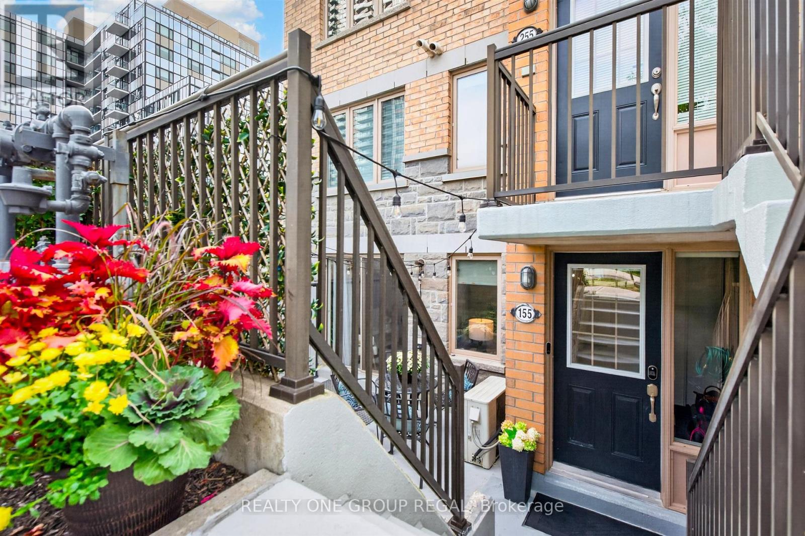 155 - 6 Foundry Avenue, Toronto, Ontario  M6H 0A4 - Photo 3 - W13851332