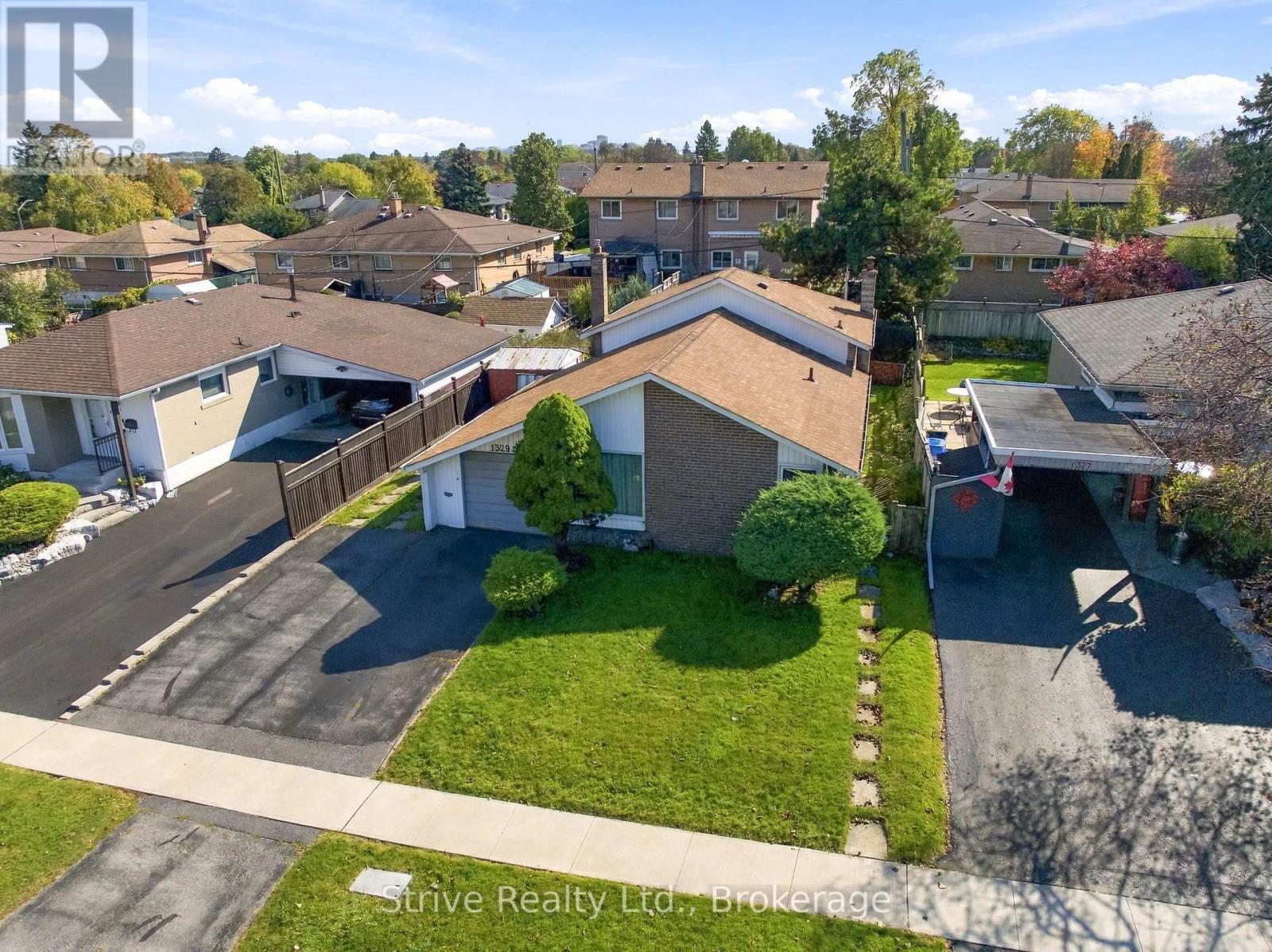 1329 Tatra Drive, Pickering, Ontario  L1W 1K5 - Photo 3 - E13871956