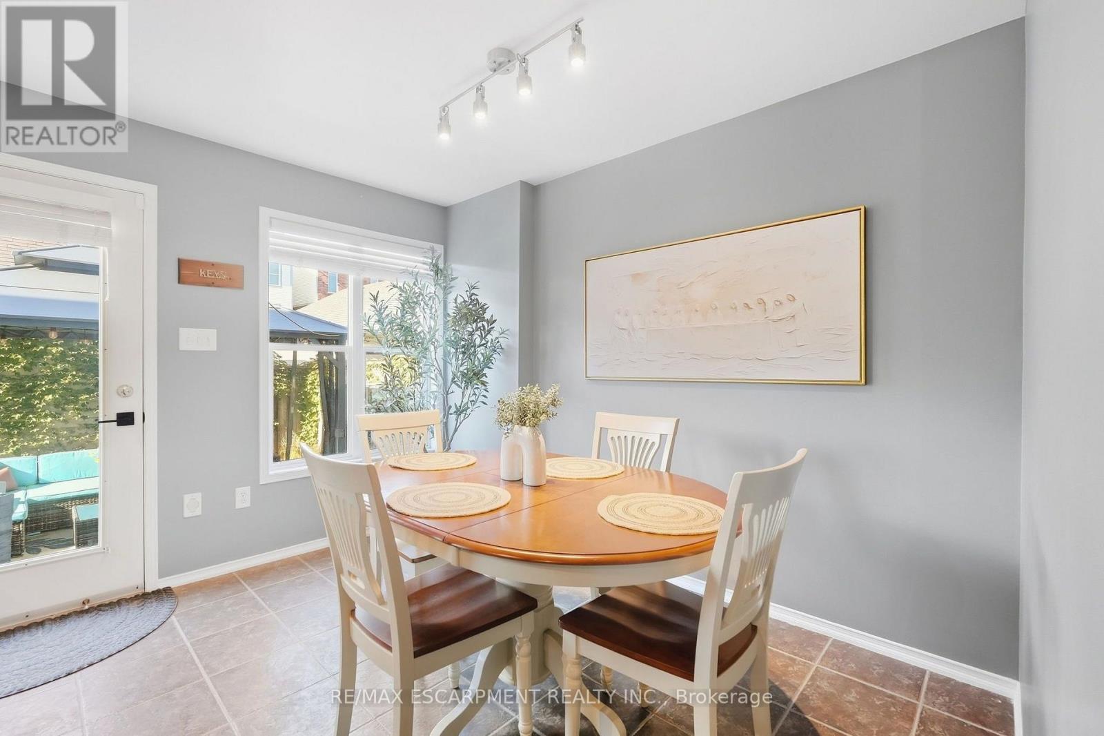 219 Gatwick Drive, Oakville, Ontario  L6H 6T6 - Photo 17 - W13877700
