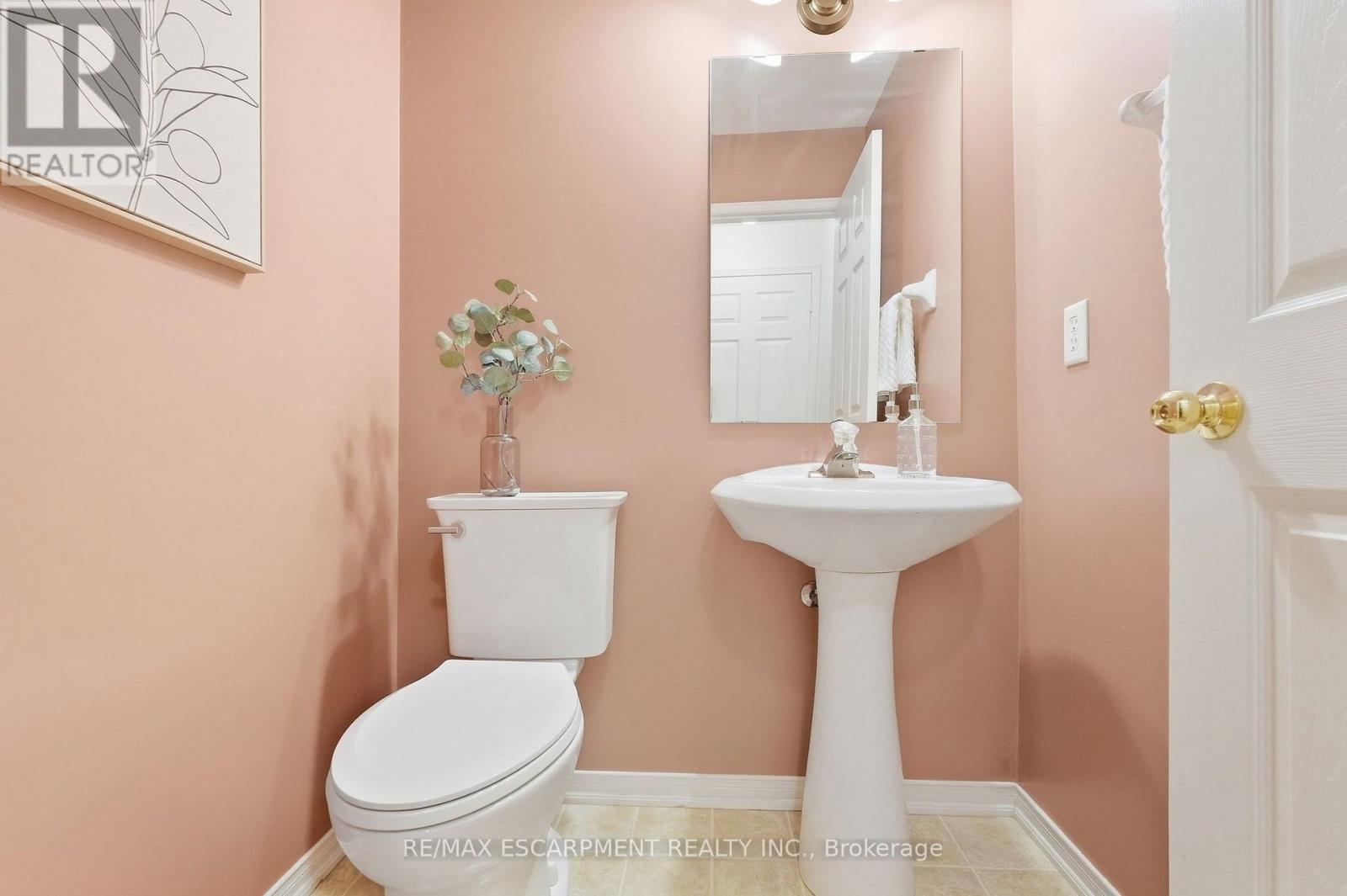 219 Gatwick Drive, Oakville, Ontario  L6H 6T6 - Photo 18 - W13877700