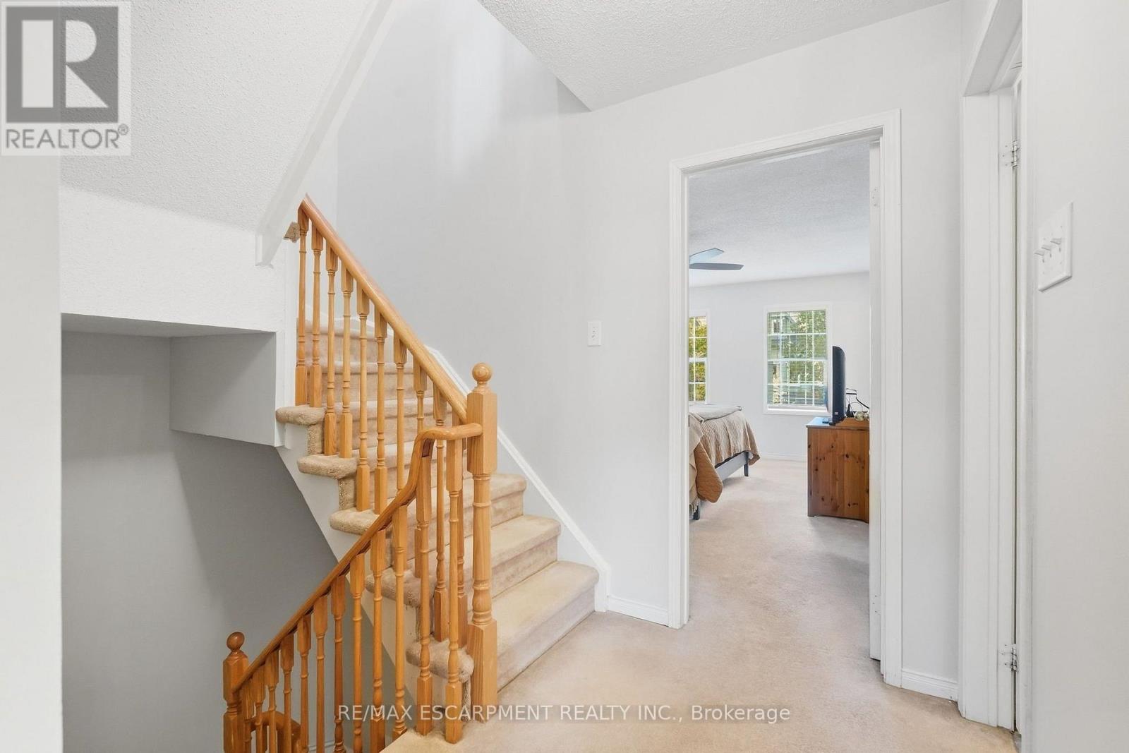 219 Gatwick Drive, Oakville, Ontario  L6H 6T6 - Photo 20 - W13877700
