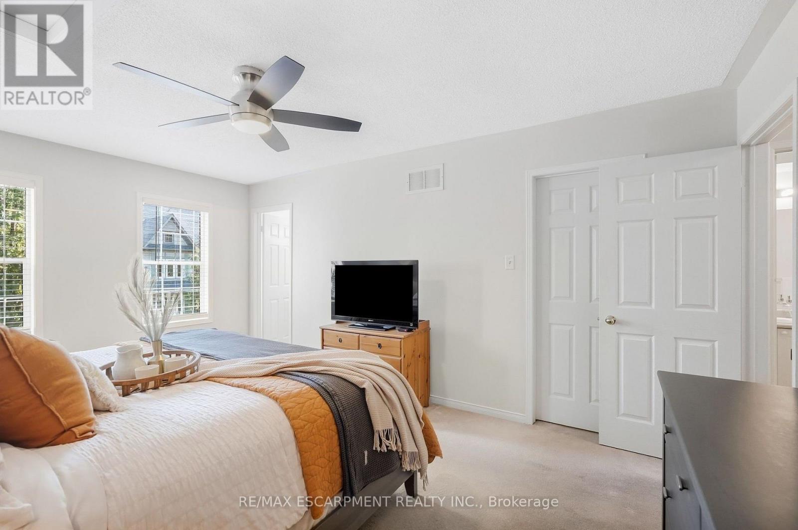 219 Gatwick Drive, Oakville, Ontario  L6H 6T6 - Photo 23 - W13877700