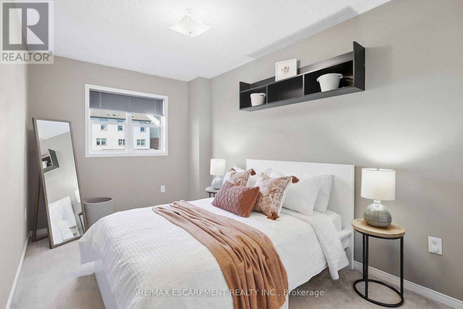 219 Gatwick Drive, Oakville, Ontario  L6H 6T6 - Photo 28 - W13877700
