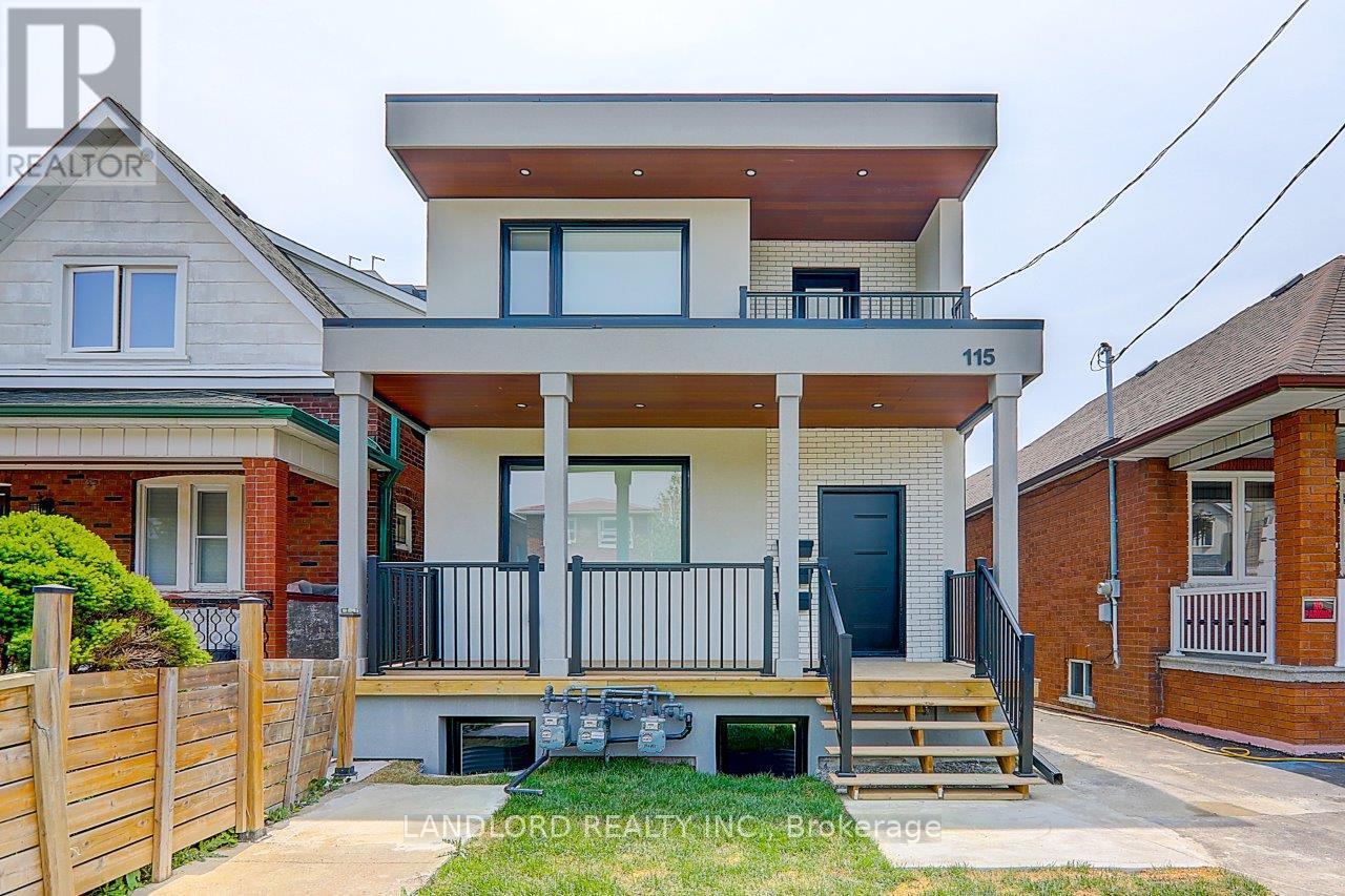 Upper - 115 Livingstone Avenue, Toronto, Ontario  M6E 2L7 - Photo 2 - W13877706