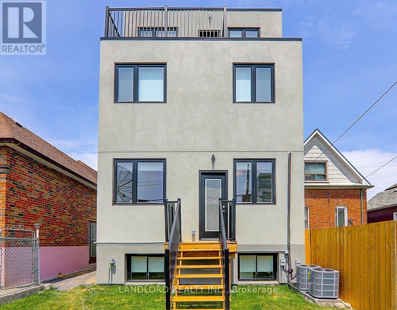Upper - 115 Livingstone Avenue, Toronto, Ontario  M6E 2L7 - Photo 5 - W13877706