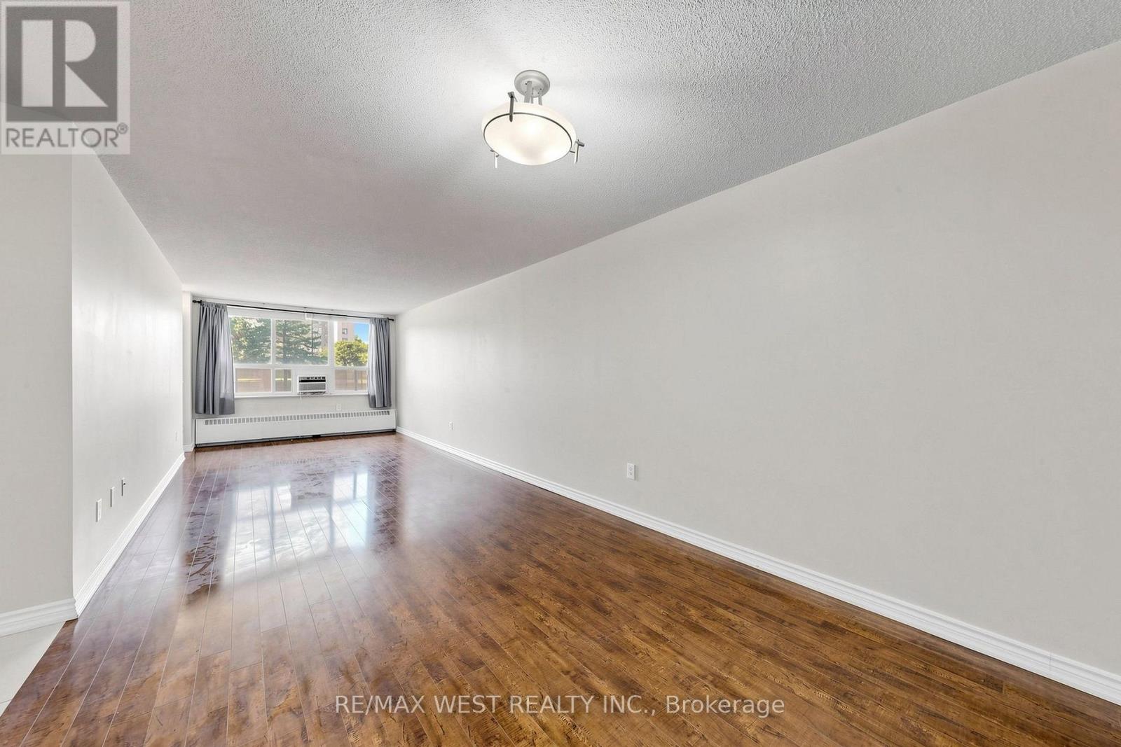 102 - 370 Dixon Road, Toronto, Ontario  M9R 1T2 - Photo 10 - W13877772