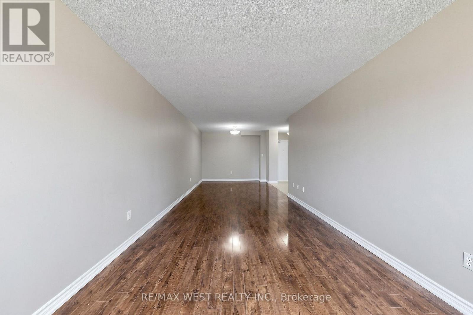 102 - 370 Dixon Road, Toronto, Ontario  M9R 1T2 - Photo 13 - W13877772