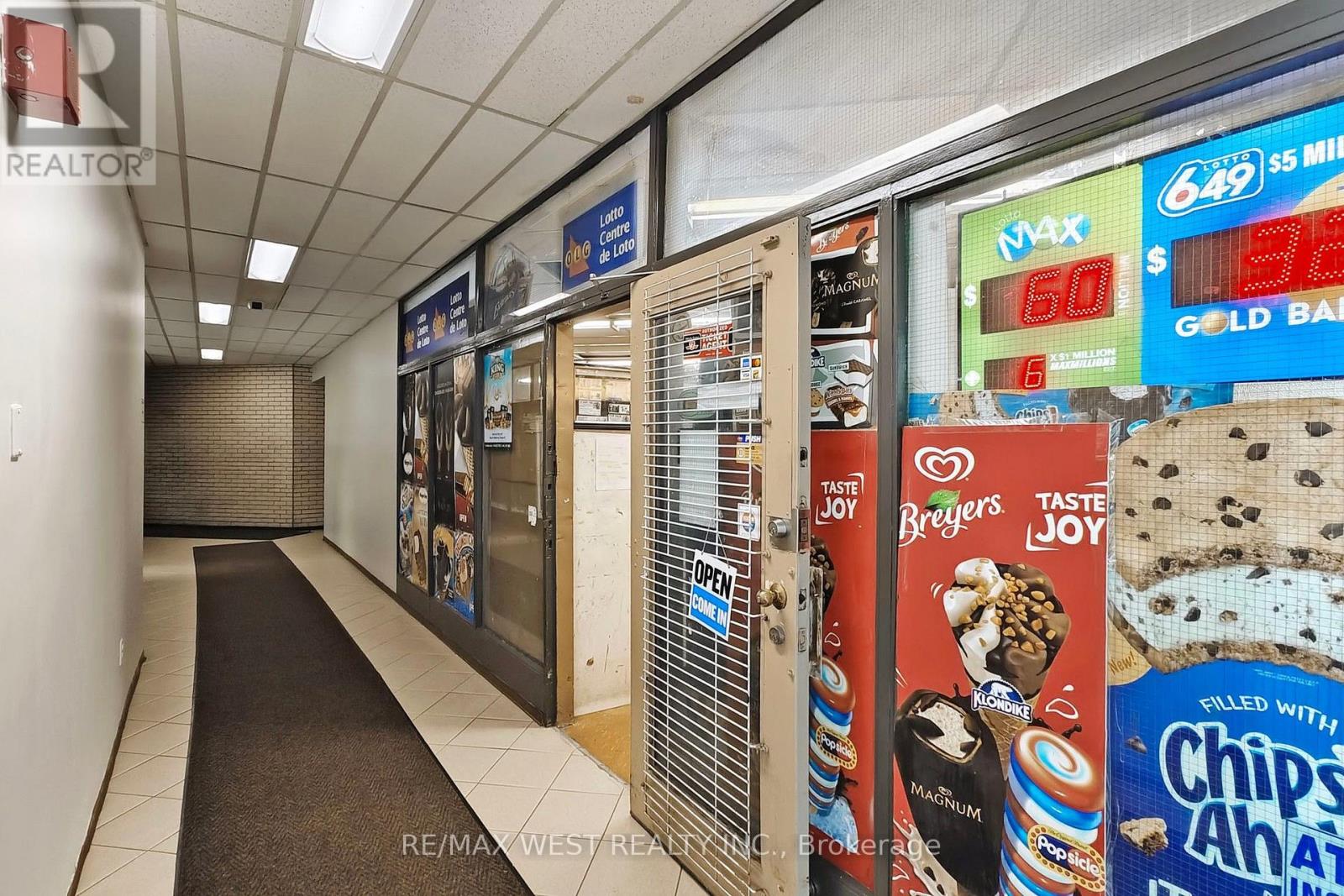 102 - 370 Dixon Road, Toronto, Ontario  M9R 1T2 - Photo 40 - W13877772