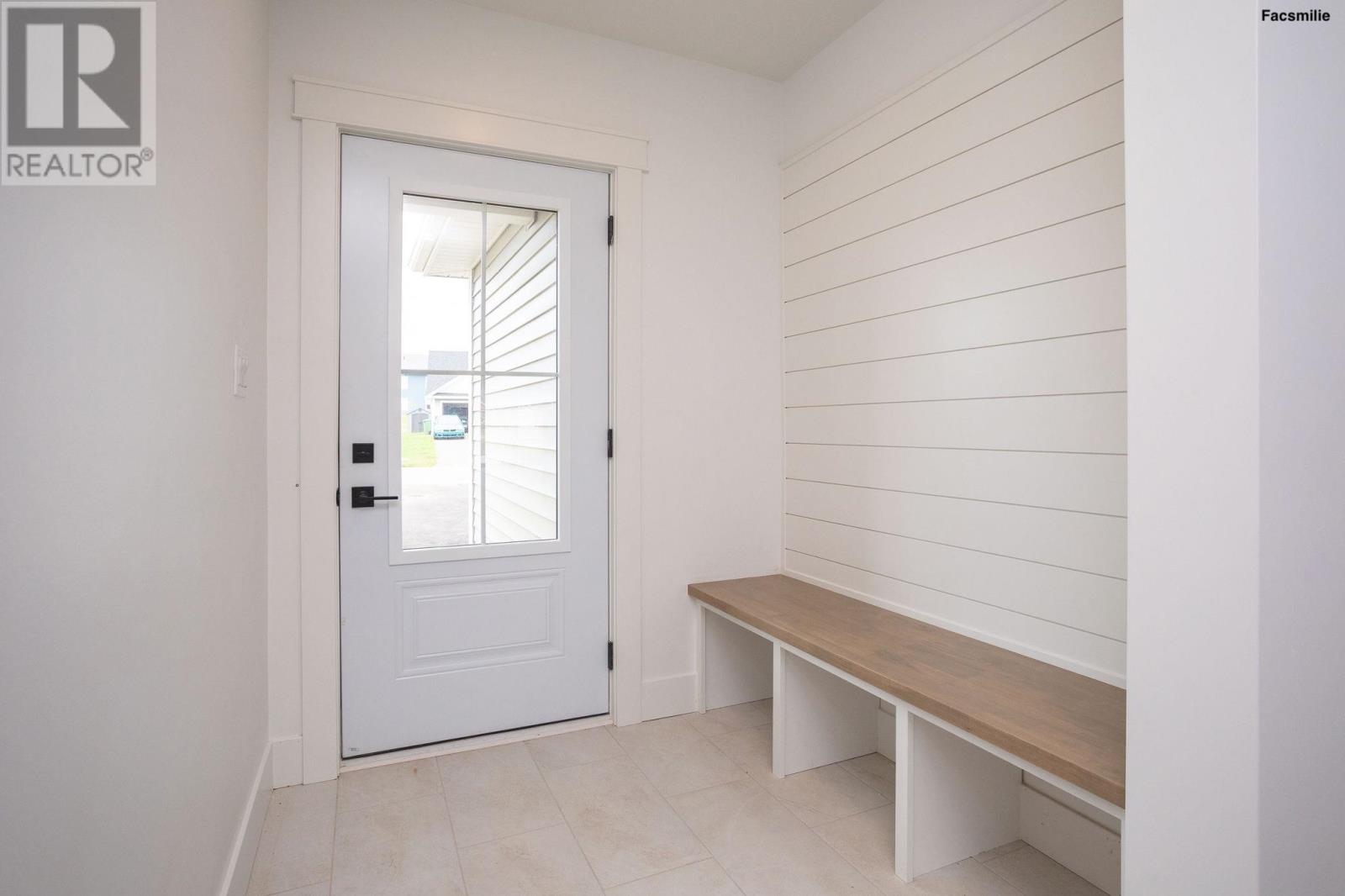 38 Emily Drive, Charlottetown, Prince Edward Island  C1C 0Z4 - Photo 2 - 202625472