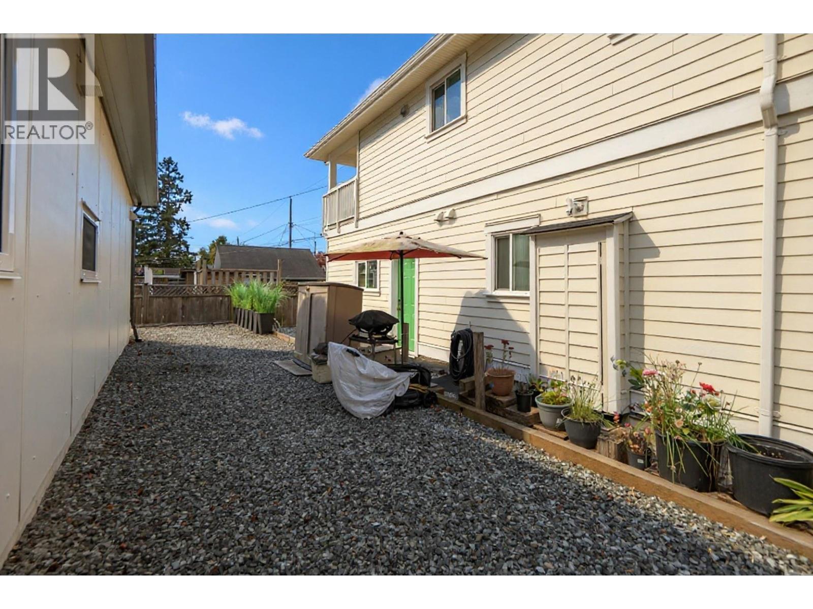 251 DOUGLAS CRESCENT