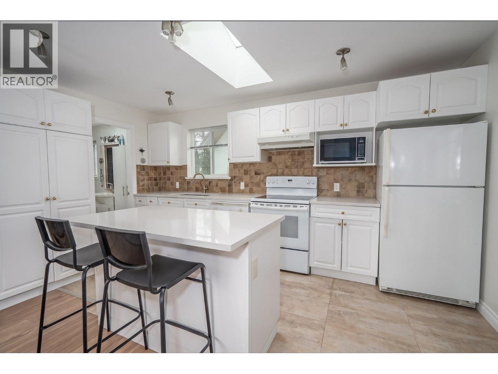 251 DOUGLAS CRESCENT