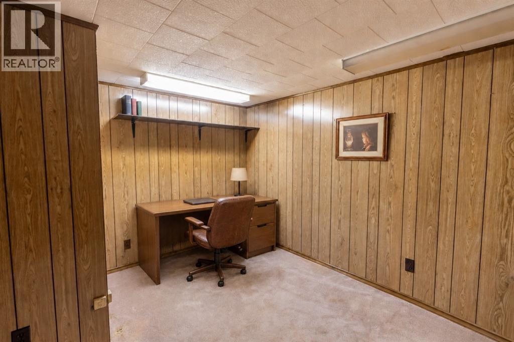702 Ross Avenue, Sarnia, Ontario  N7T 1K2 - Photo 21 - 26023143
