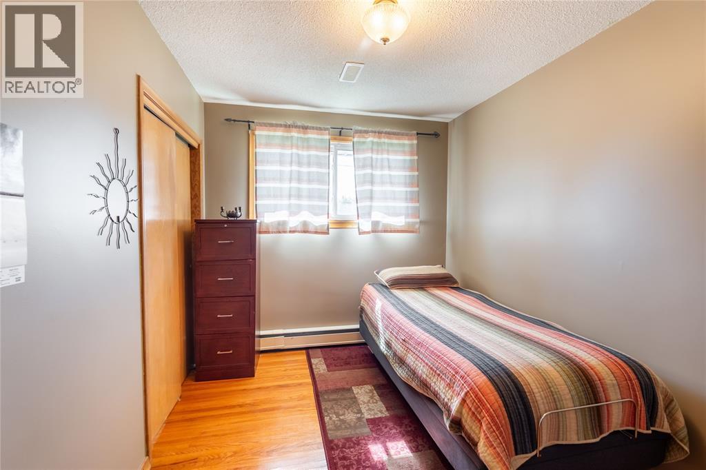 702 Ross Avenue, Sarnia, Ontario  N7T 1K2 - Photo 15 - 26023143