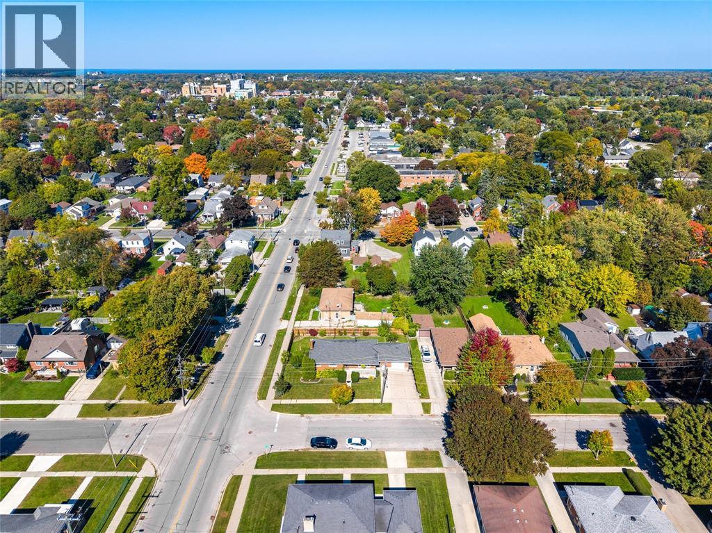 702 Ross Avenue, Sarnia, Ontario  N7T 1K2 - Photo 35 - 26023143