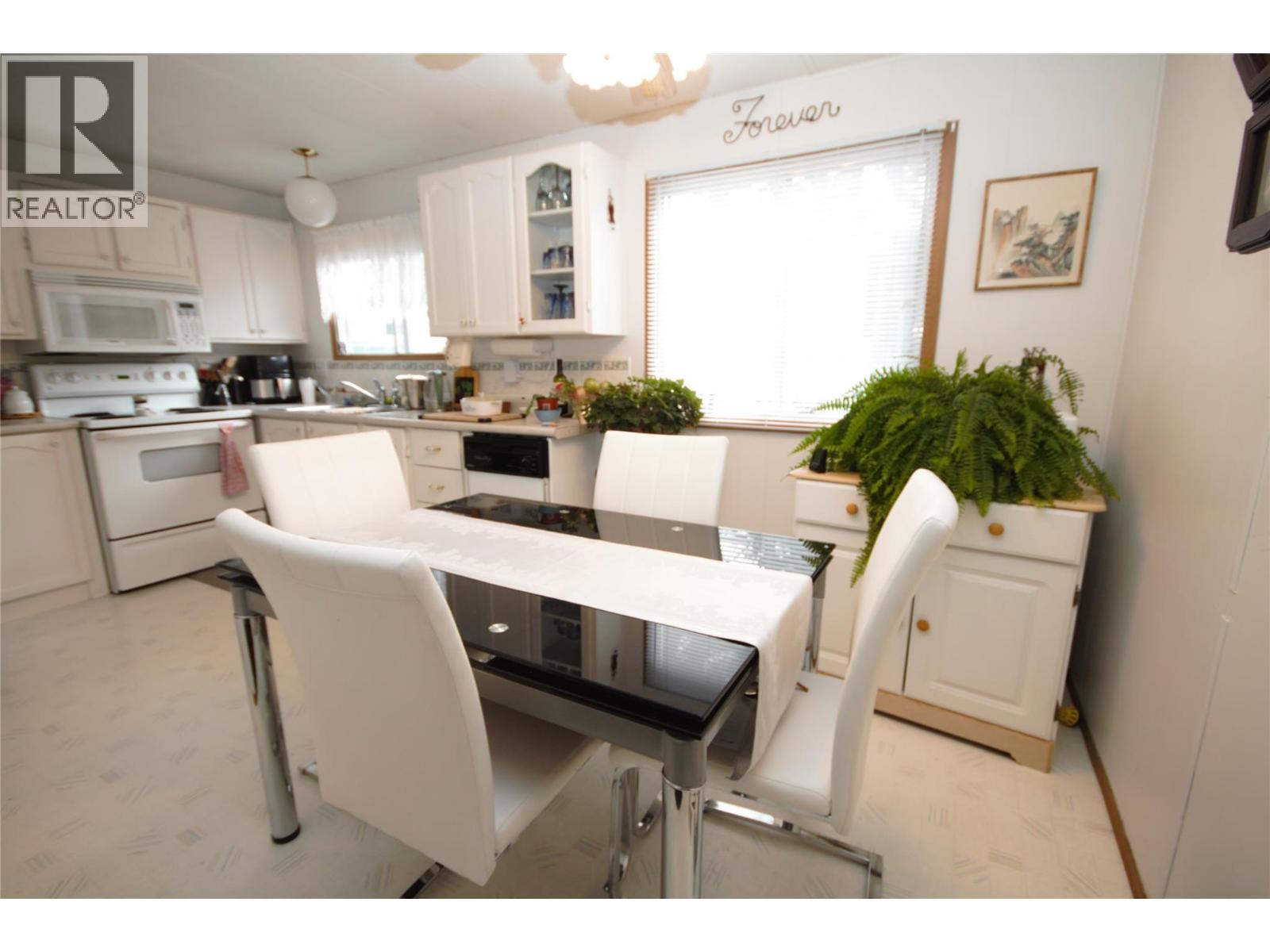 4505 MCLEAN CREEK Road Unit# B19
