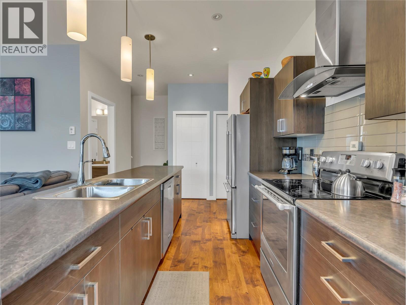 497 BRAID Street Unit# 102