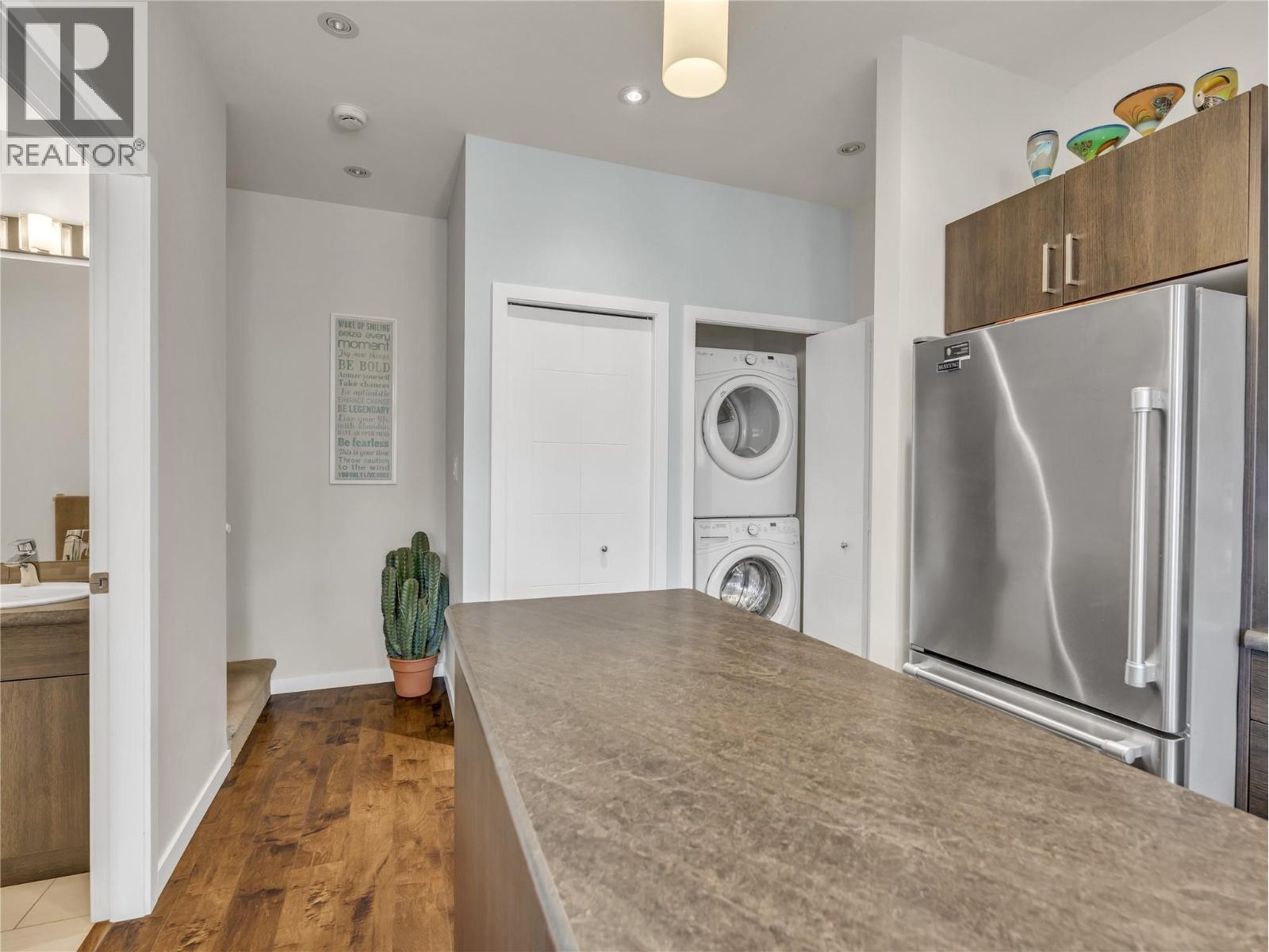 497 BRAID Street Unit# 102