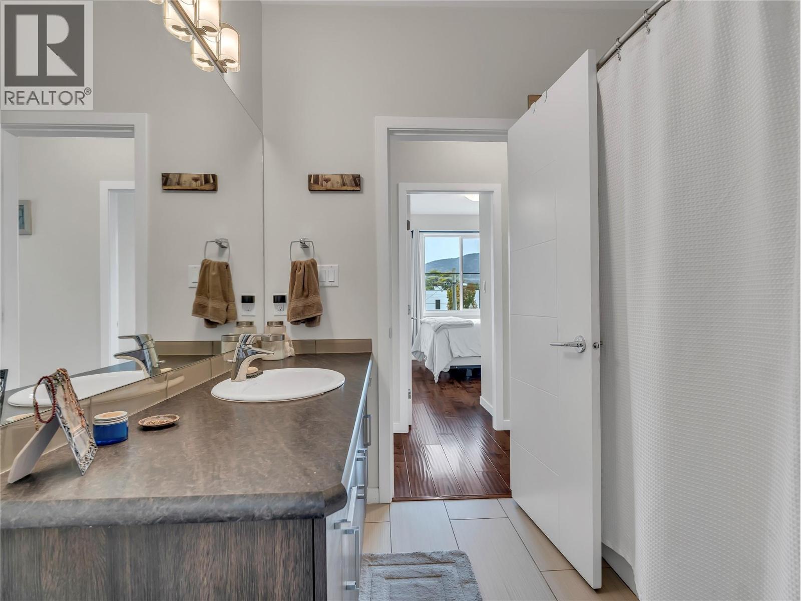 497 BRAID Street Unit# 102