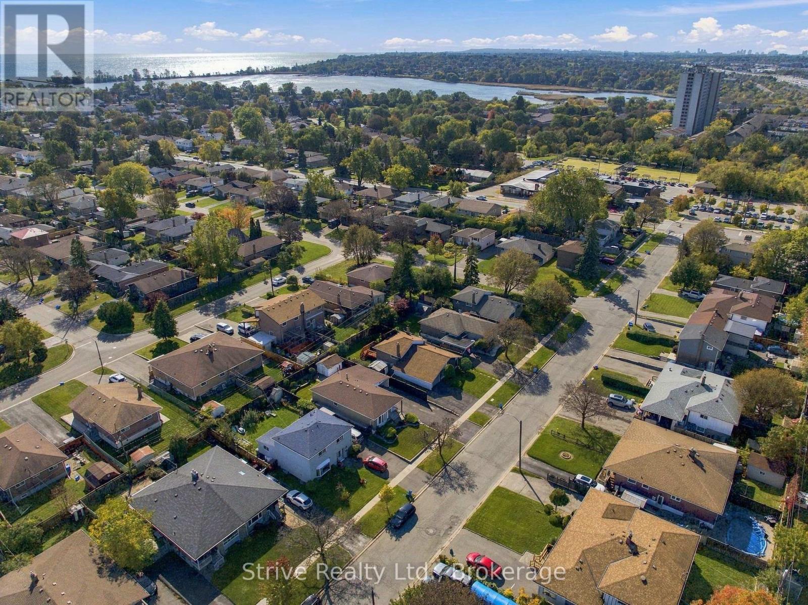 1329 Tatra Drive, Pickering, Ontario  L1W 1K5 - Photo 18 - E13871956