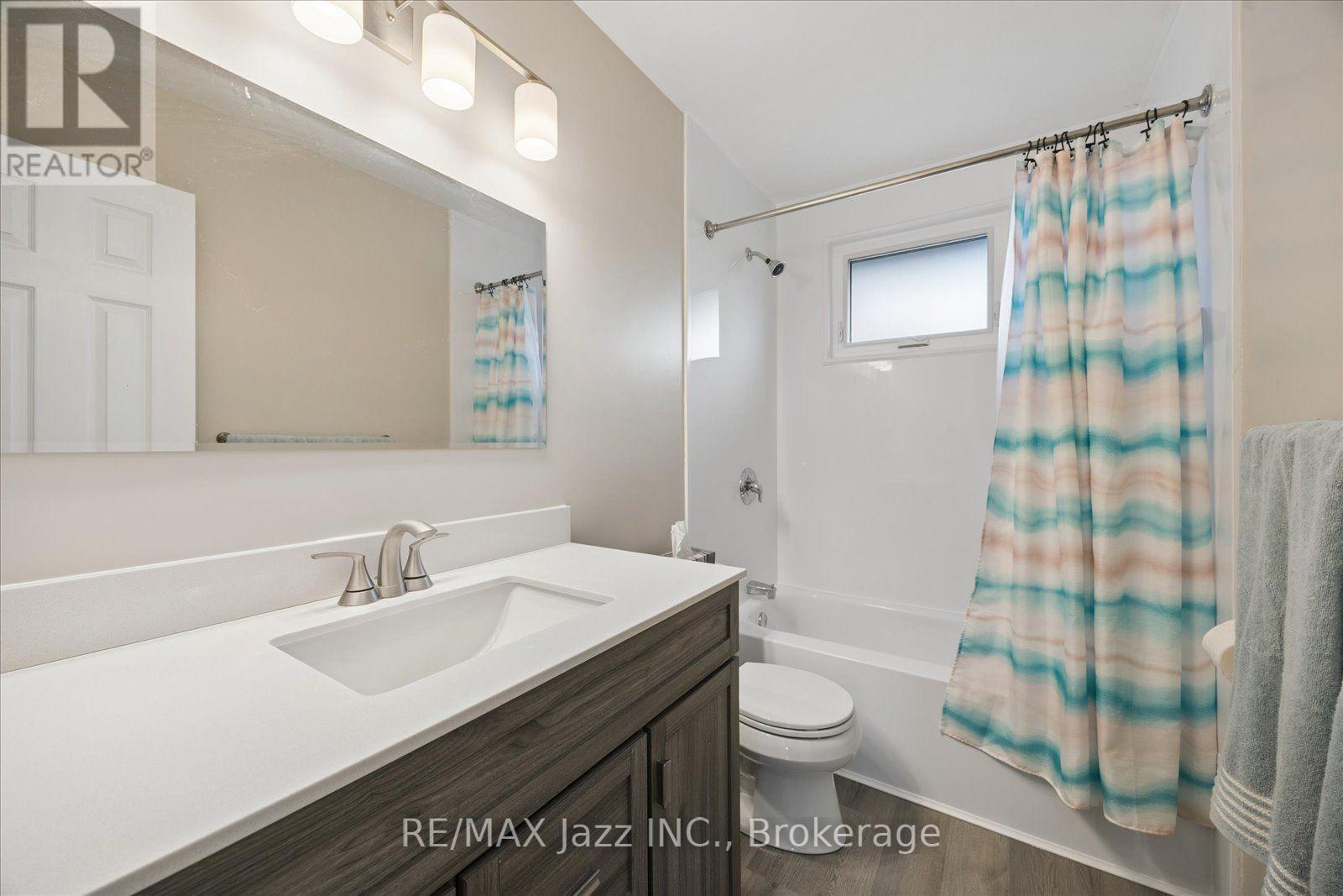 419 Maplewood Drive, Oshawa, Ontario  L1G 5R7 - Photo 15 - E13878026