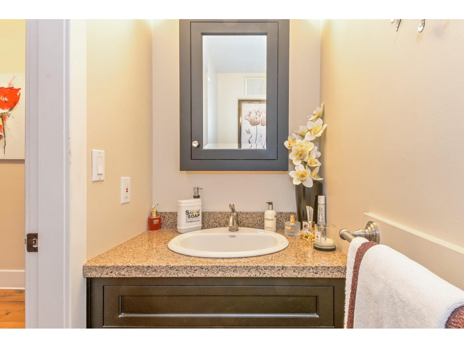 32351 Nakusp Drive, Abbotsford, British Columbia  V2T 5C6 - Photo 14 - R3172069