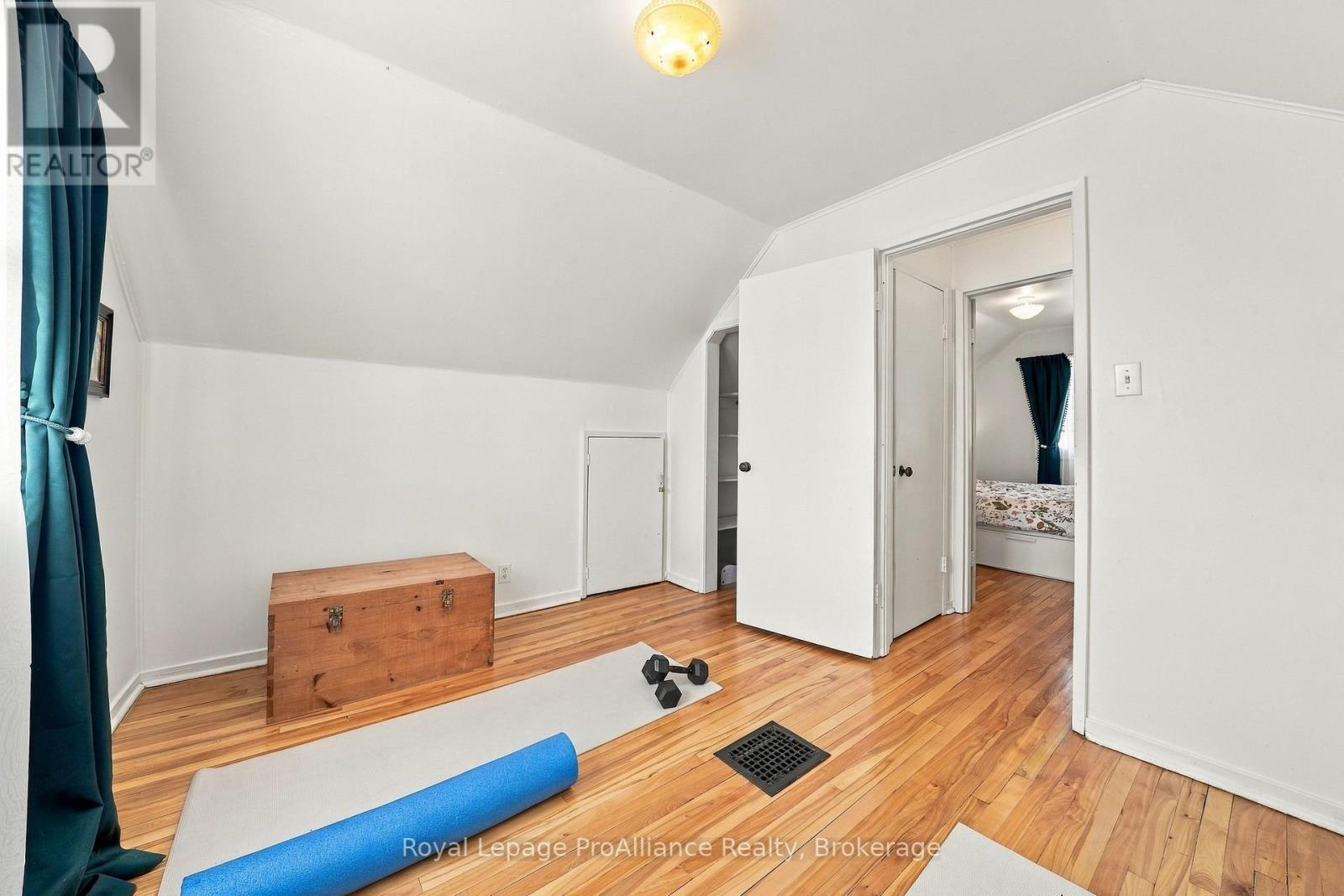 21 Third Street, Belleville, Ontario  K8N 4R7 - Photo 14 - X13878008