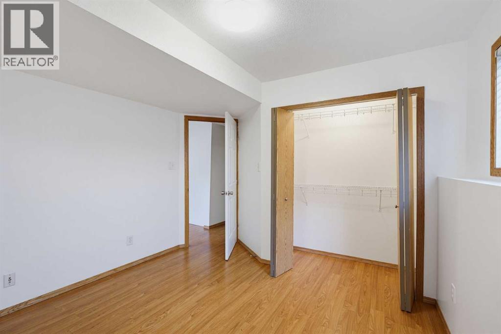 22 Lanterman Close, Red Deer, Alberta  T4R 3K3 - Photo 28 - A2328356