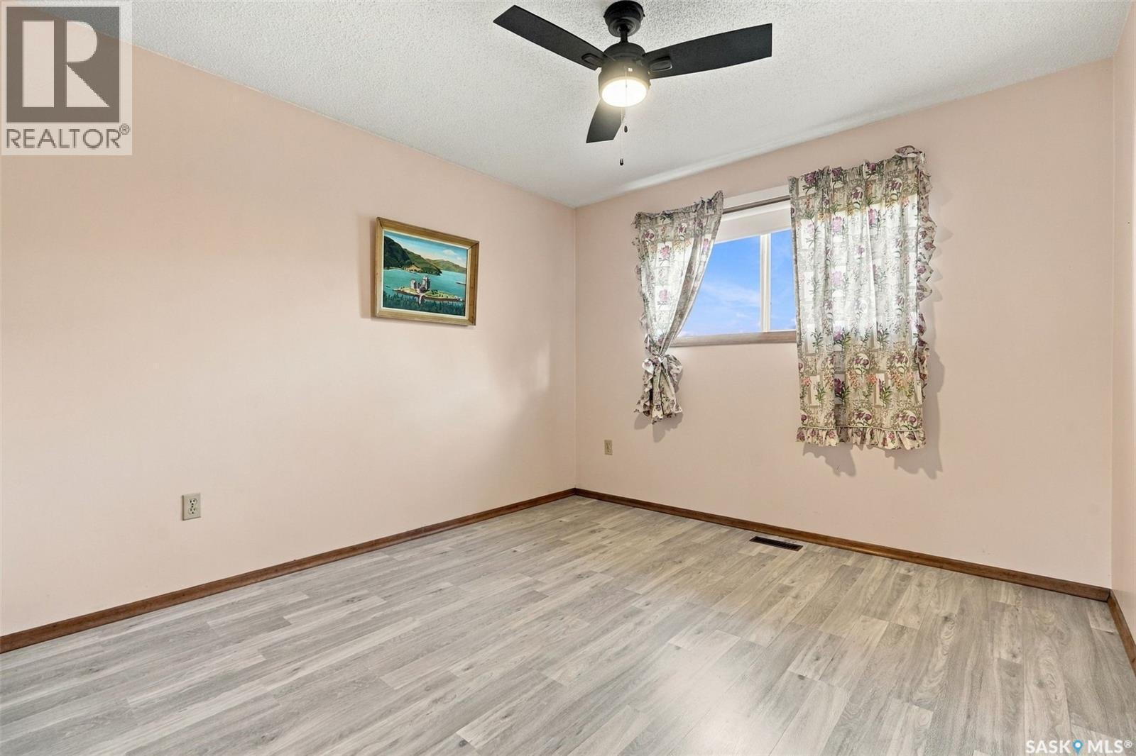 100 1st Avenue Sw, Ituna, Saskatchewan  S0A 1N0 - Photo 19 - SK050683