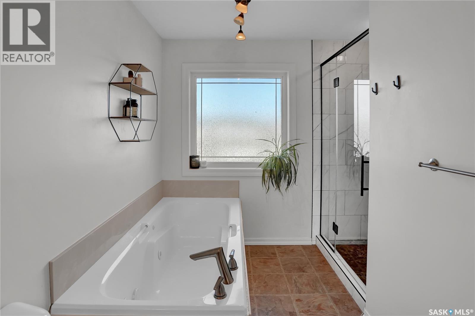 7043 Wascana Cove Drive, Regina, Saskatchewan  S4V 3E9 - Photo 21 - SK050666