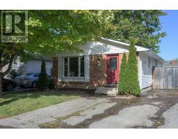 42 STROUD CRESCENT, London South, Ontario