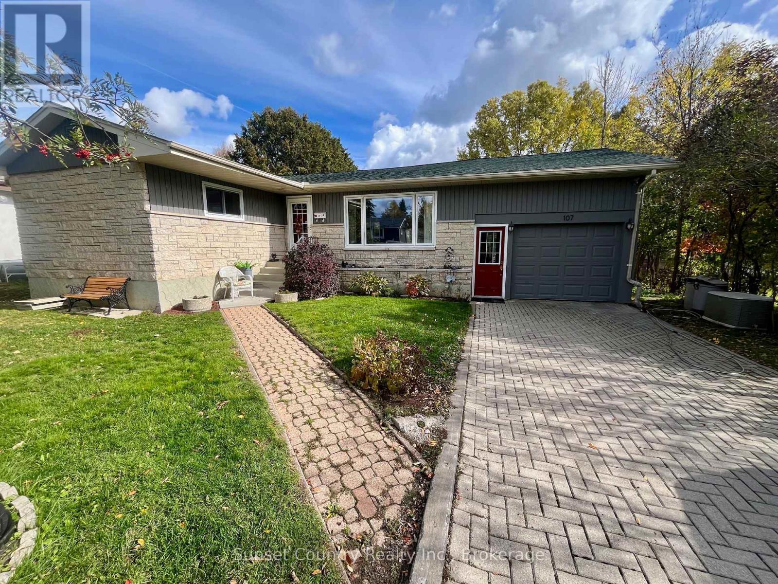 107 MORISON AVENUE, Dryden, Ontario