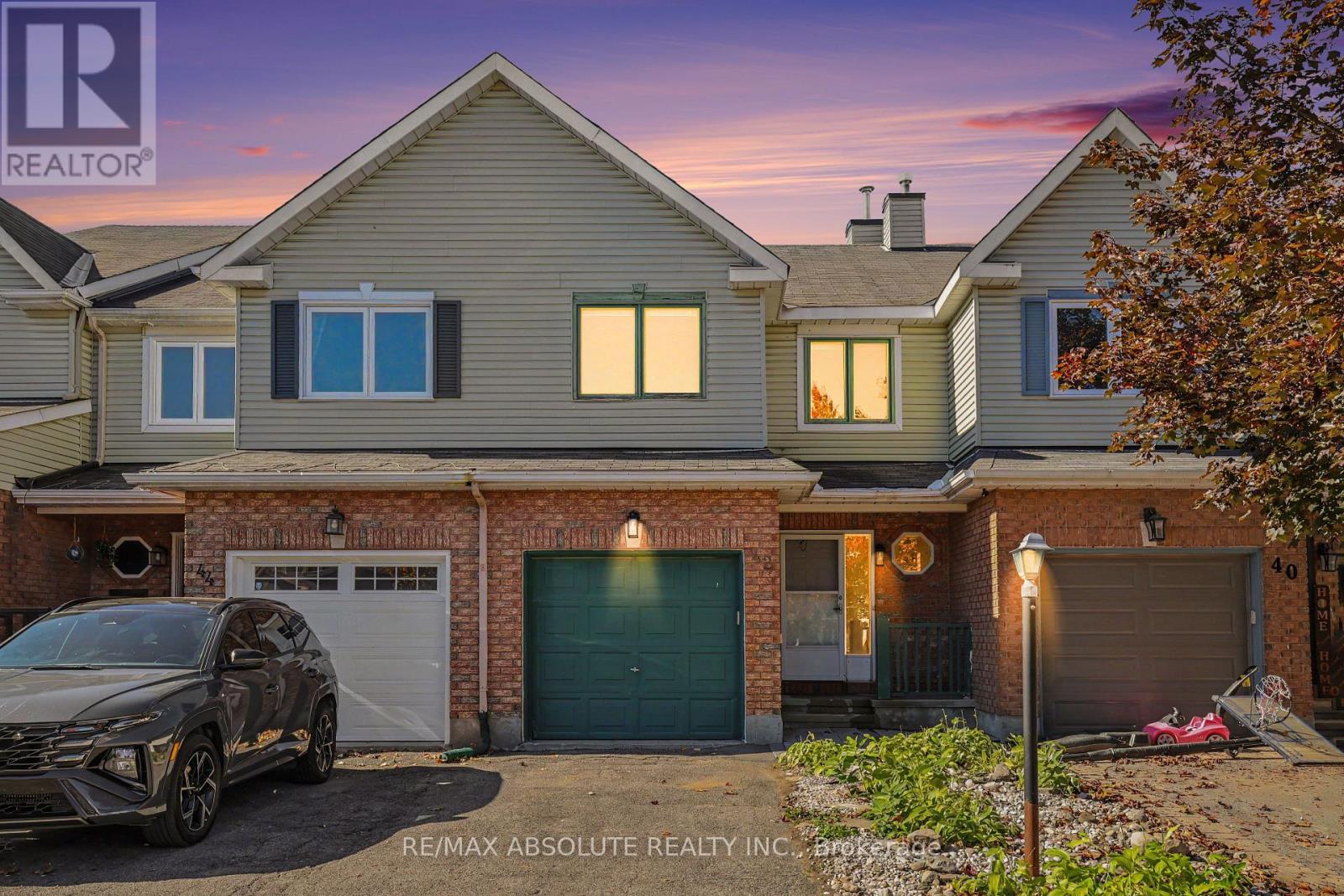 42 ROBLYN WAY, ottawa, Ontario