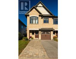 151 CALVINGTON AVENUE, Ottawa, Ontario