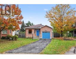 13 CANDOW CRESCENT, Ottawa, Ontario