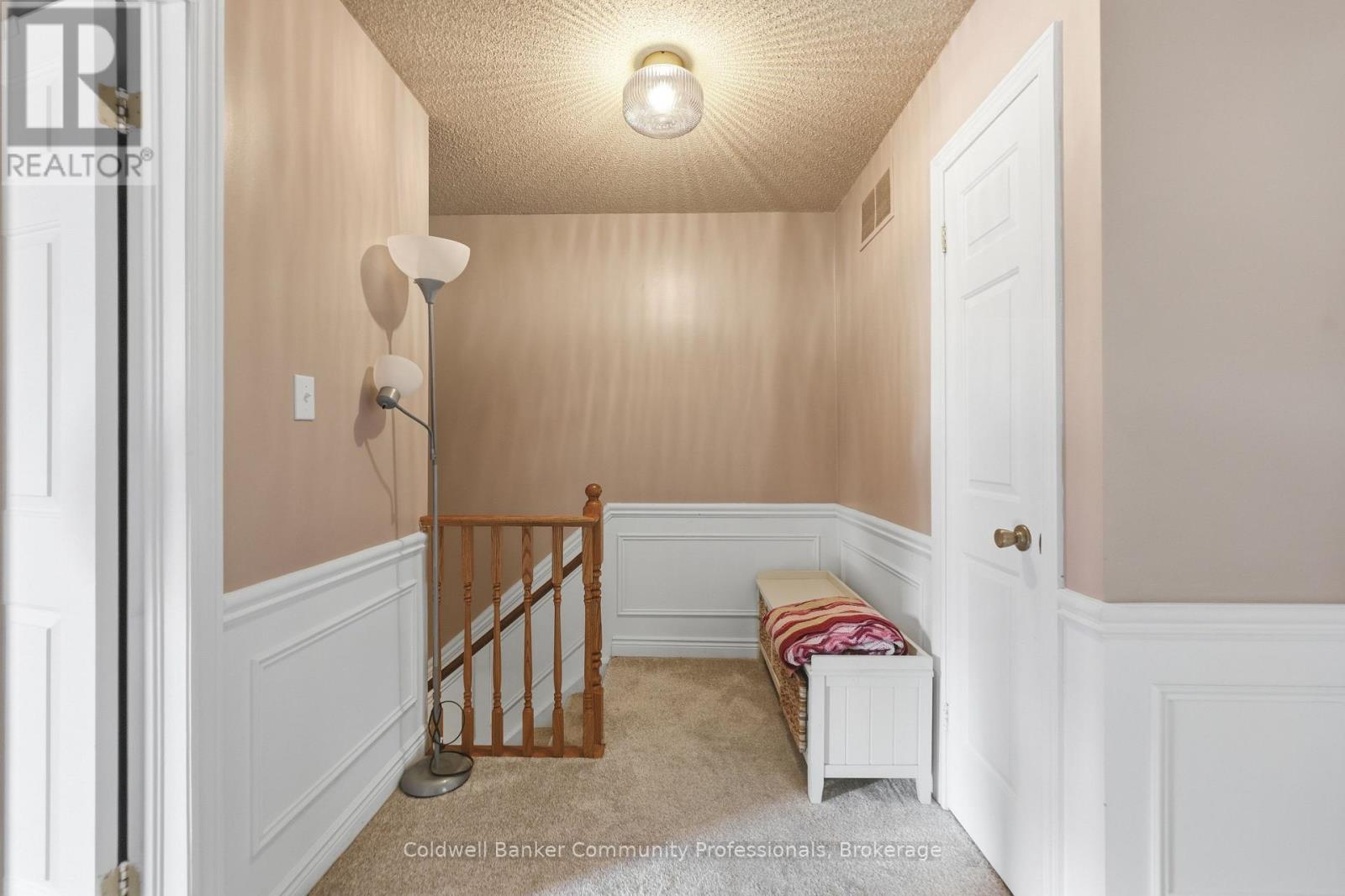 10 - 14 Brucedale Avenue E, Hamilton (Centremount), Ontario L9A 1M8 - Photo 12 - X13877782
