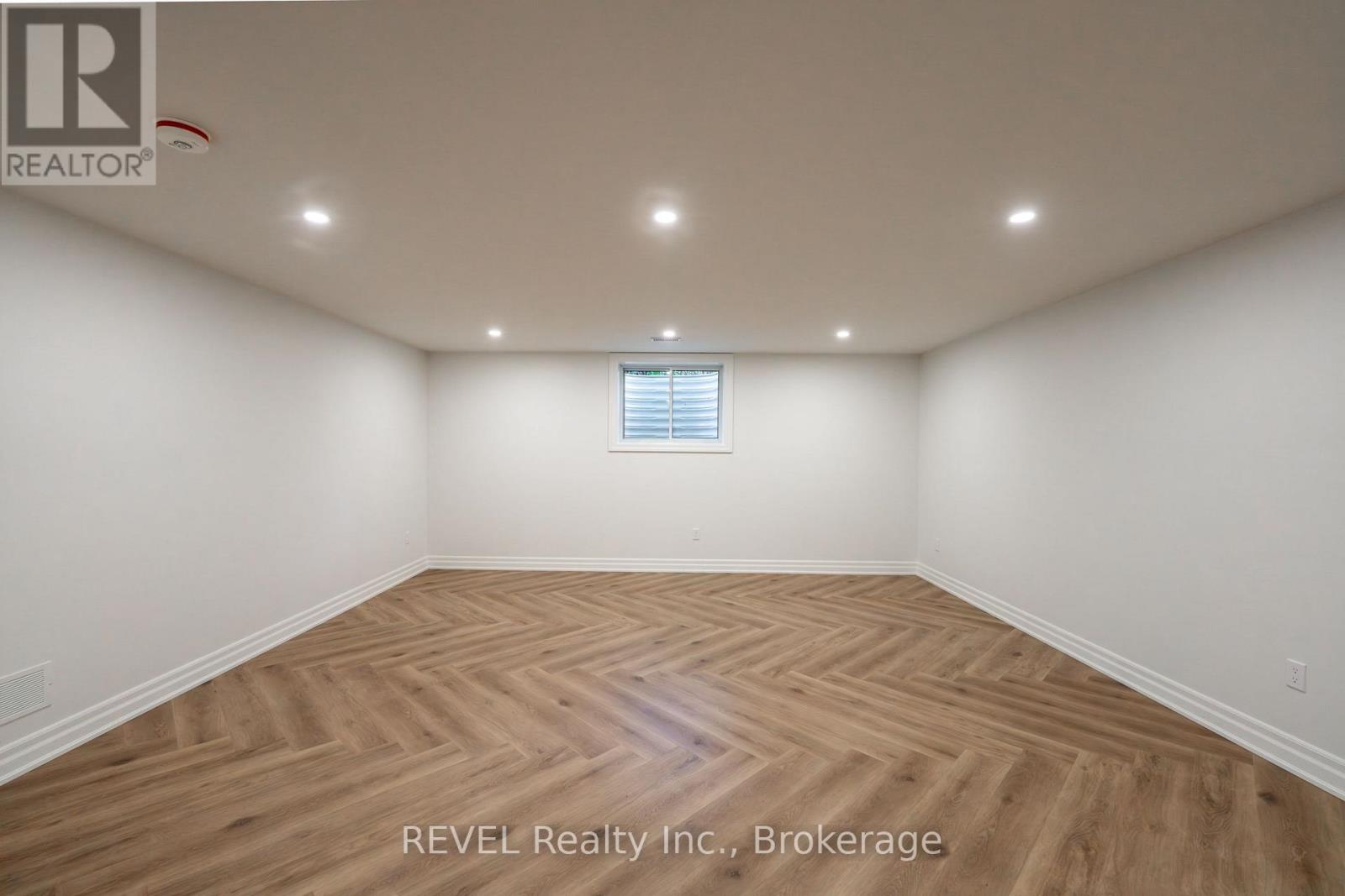 64 Bay Berry Lane, Niagara-On-The-Lake, Ontario L0S 1J0 - Photo 39 - X13877894