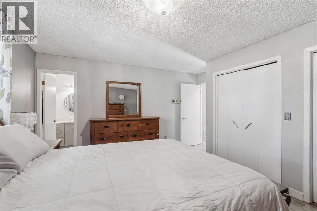 96 Ranchridge Drive NW, Calgary, Alberta  T3G 1W2 - Photo 31 - A2350377