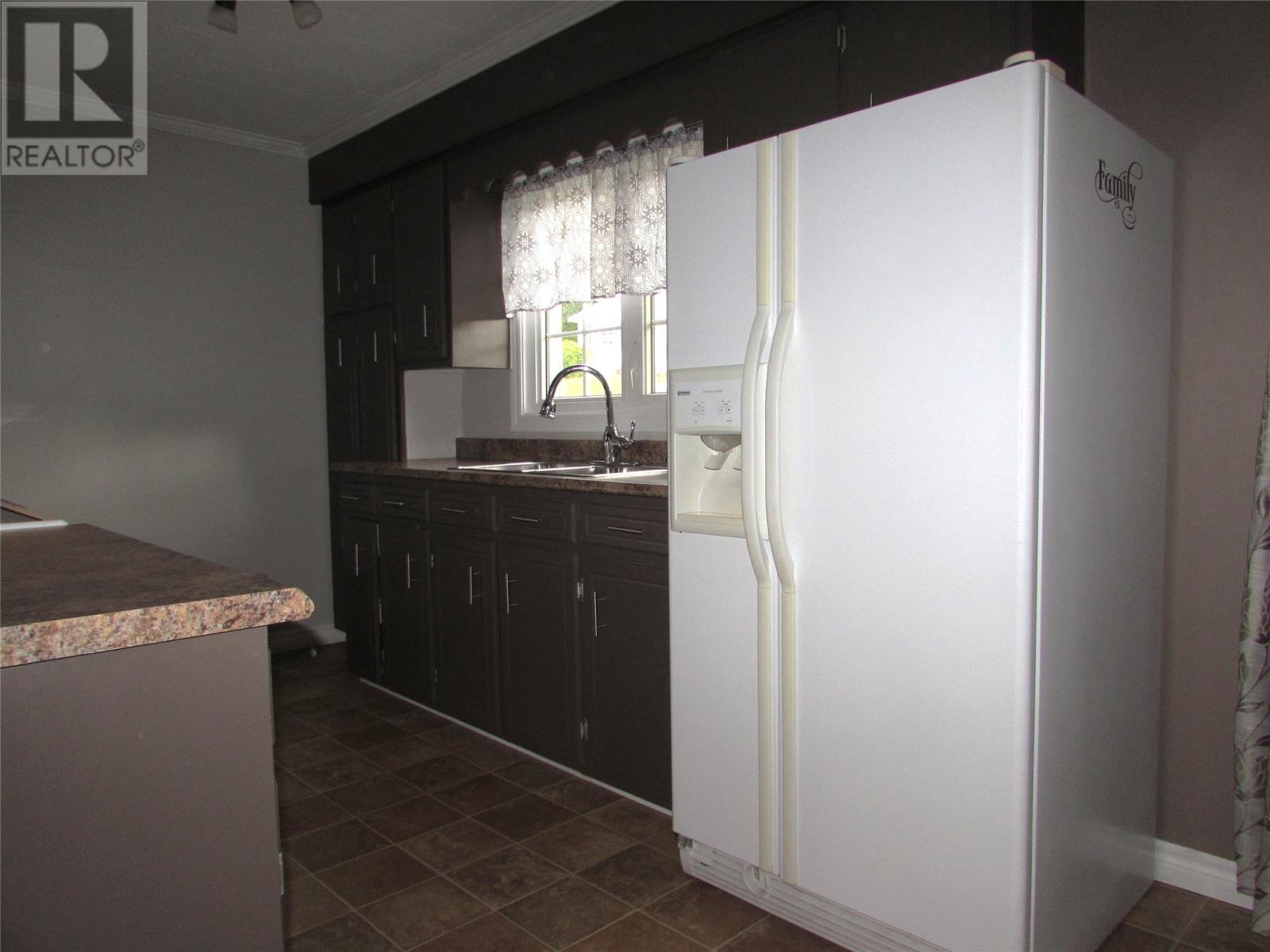 22 Petries Street, Corner Brook — photo 6