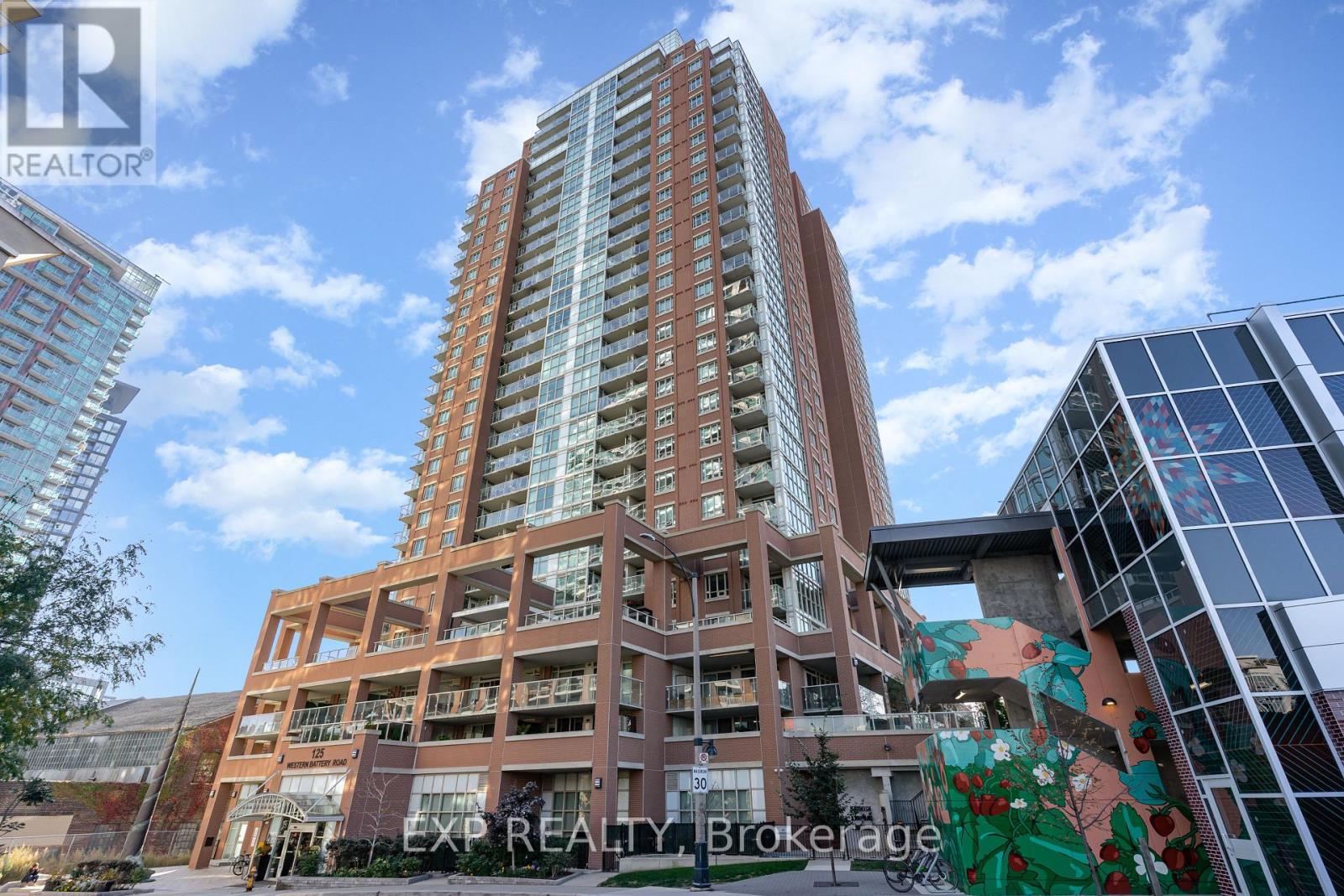 2310 - 125 WESTERN BATTERY ROAD