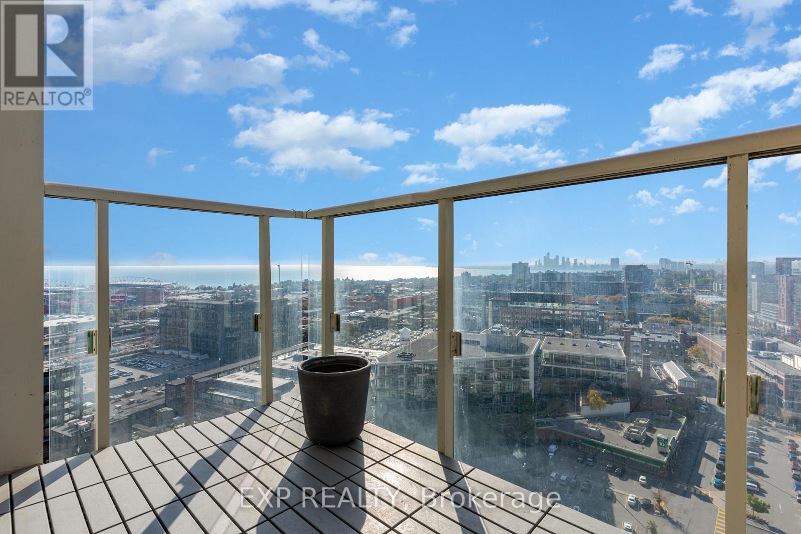 2310 - 125 Western Battery Road, Toronto, Ontario  M6K 3R8 - Photo 12 - C13877992