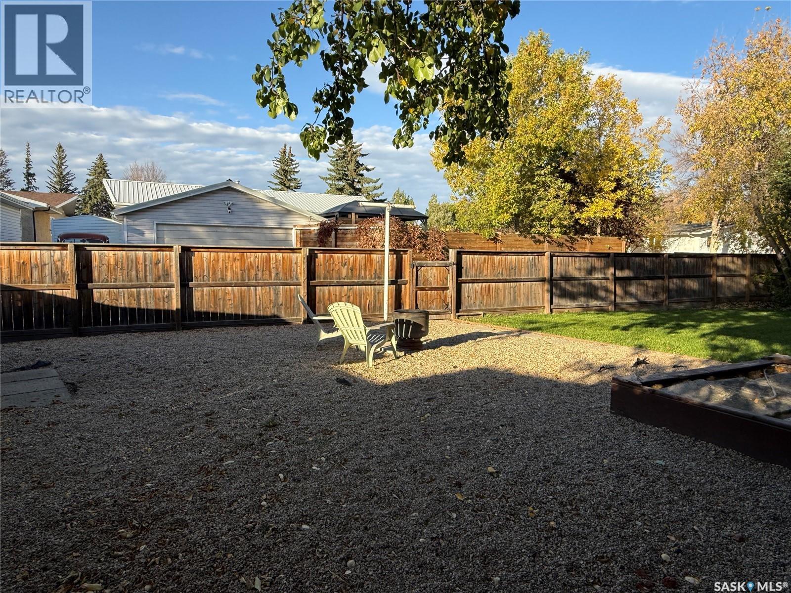 1141 Hartney Avenue, Weyburn, Saskatchewan  S4H 0L9 - Photo 28 - SK045845