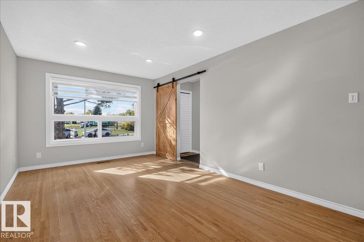 10716 51 AV NW
