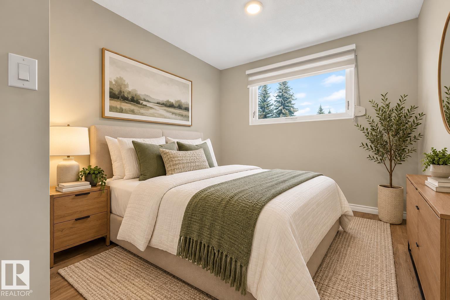 10716 51 AV NW