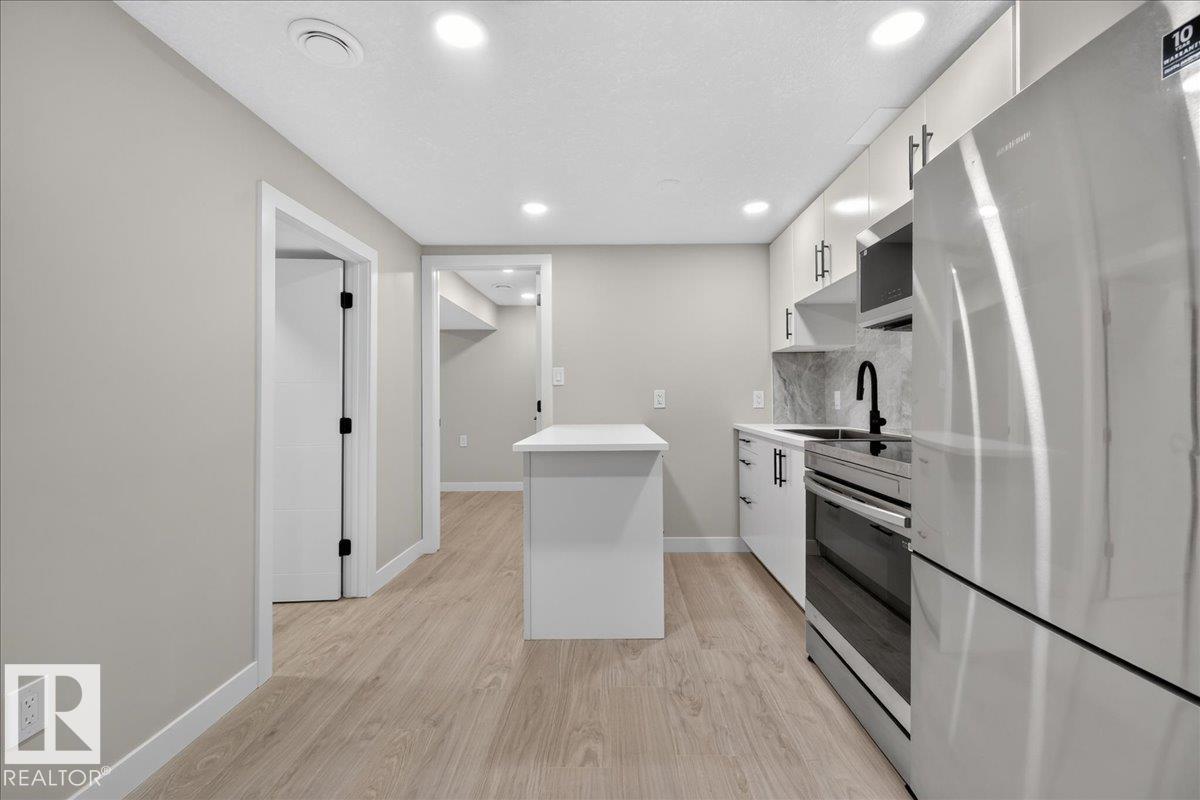 10716 51 AV NW