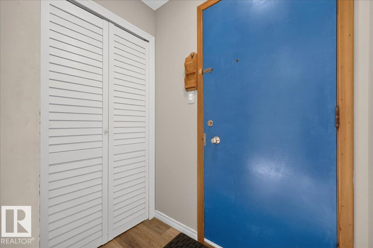 10716 51 AV NW