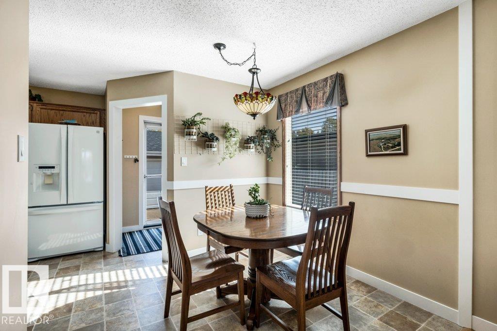 176 LAROSE DR