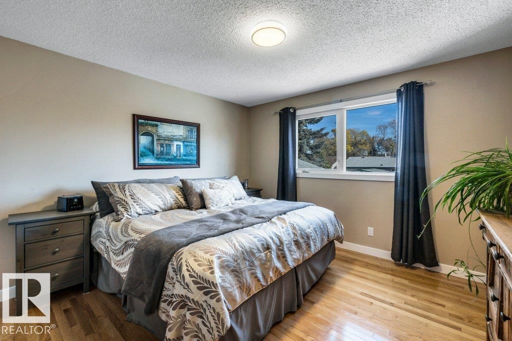 176 LAROSE DR